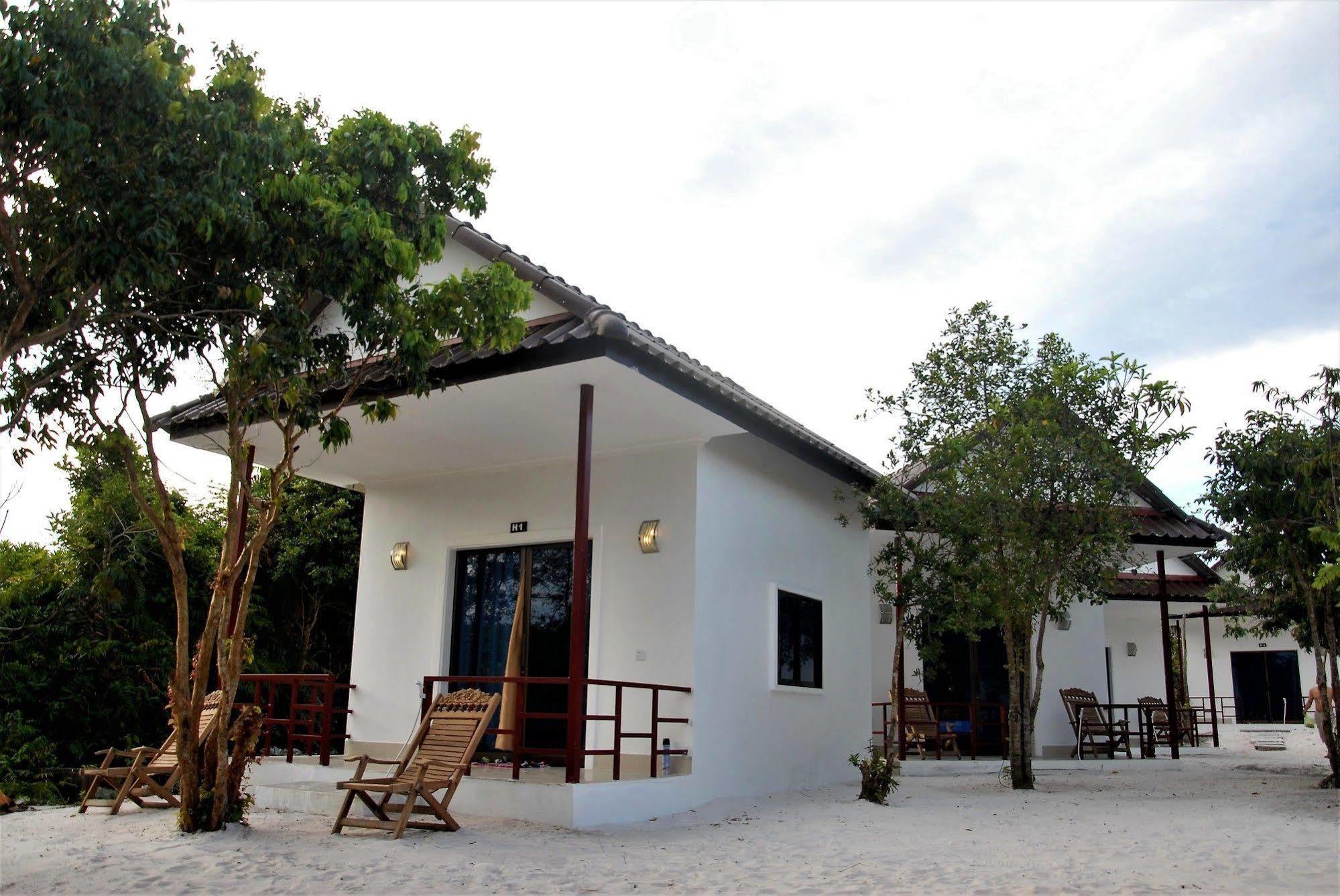 Home Stay Resort Koh Rong Sanloem Bagian luar foto